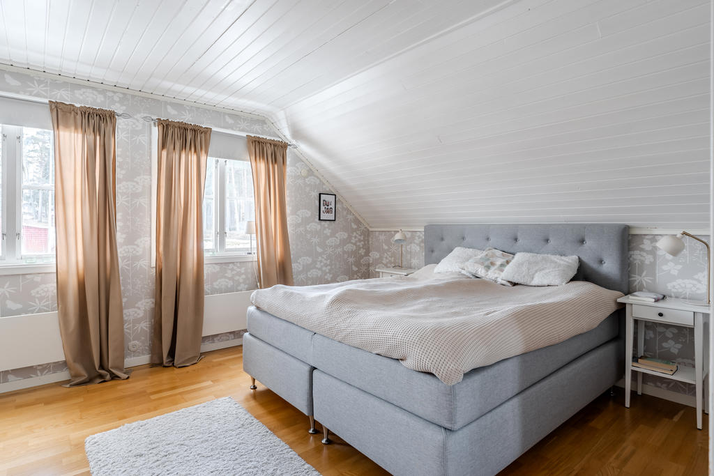 Sovrum på övre plan