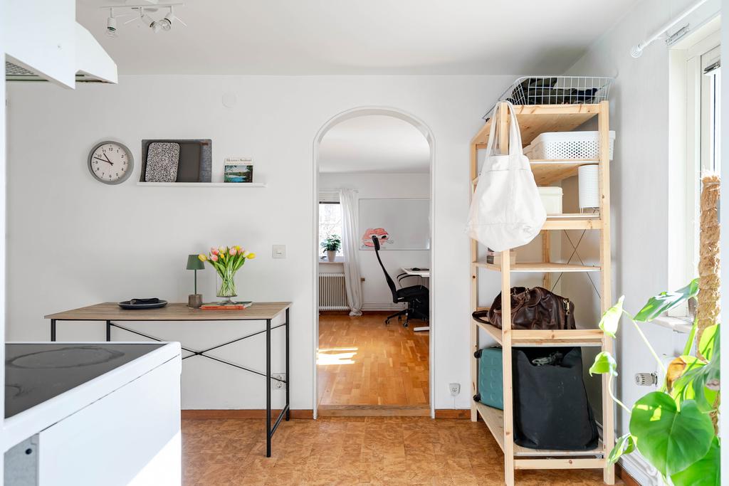 Från hall mot vardagsrum