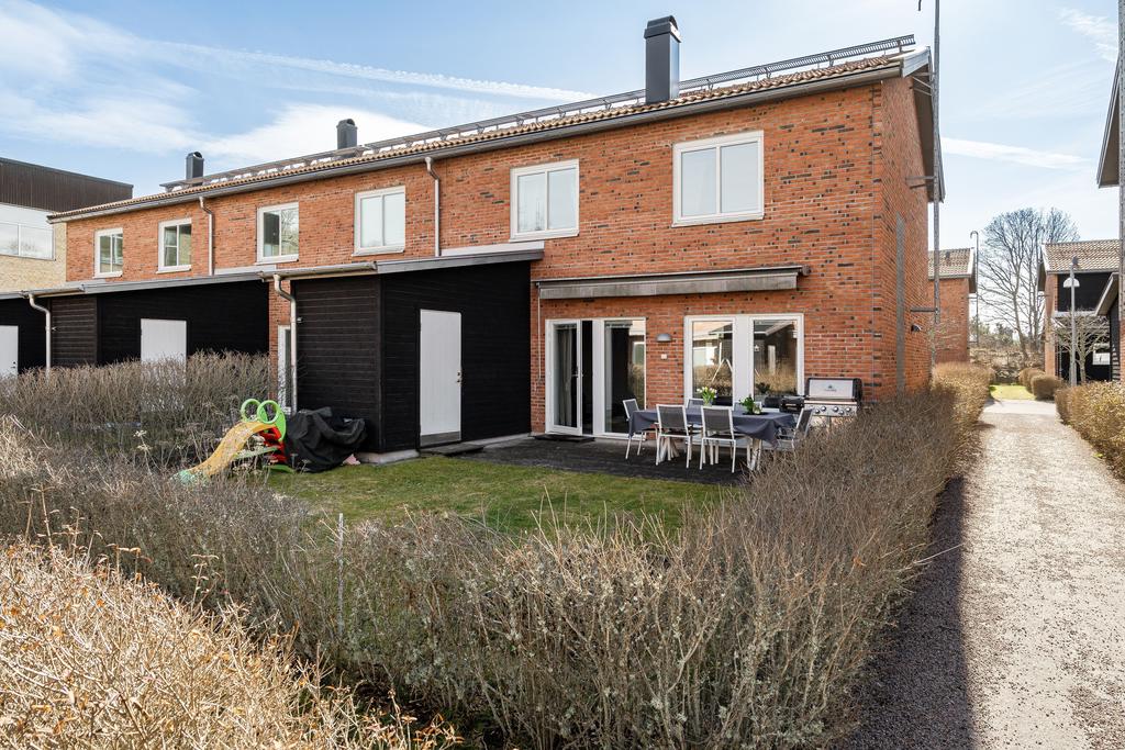 Liten täppa på baksidan