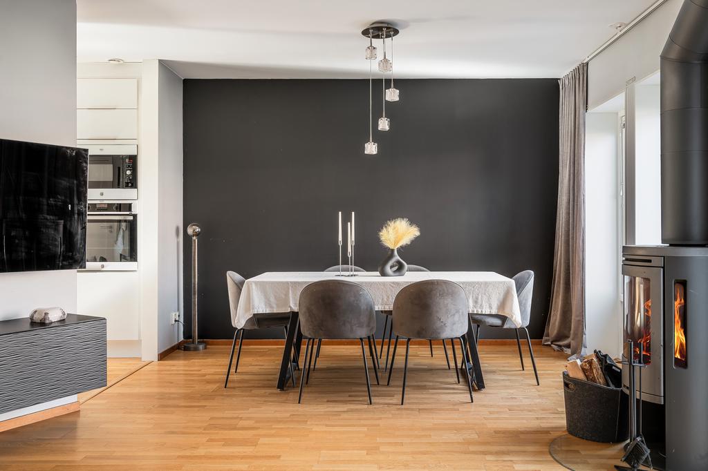 Matplats i anslutning till kök