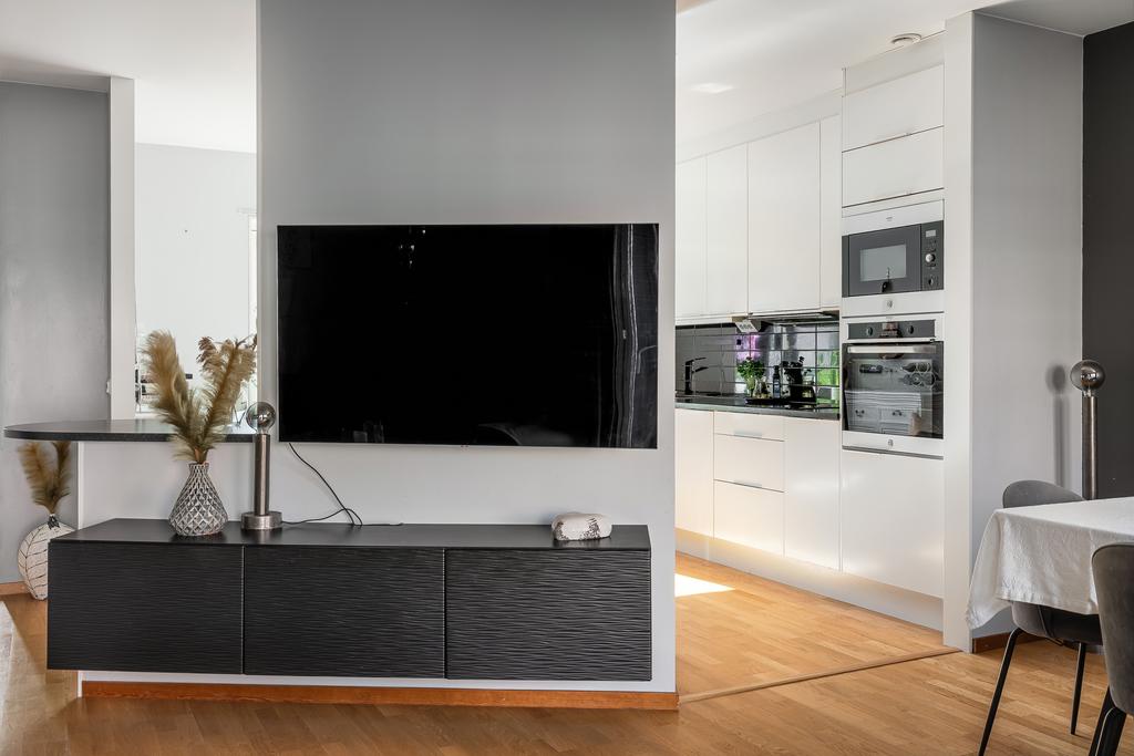 Avdelande vägg mot köket