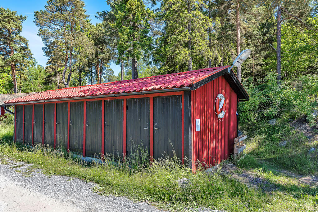 Förråd på fastlandet