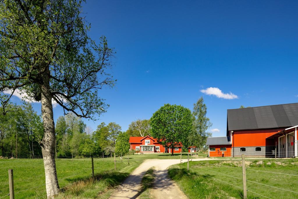 Uppfart till gården