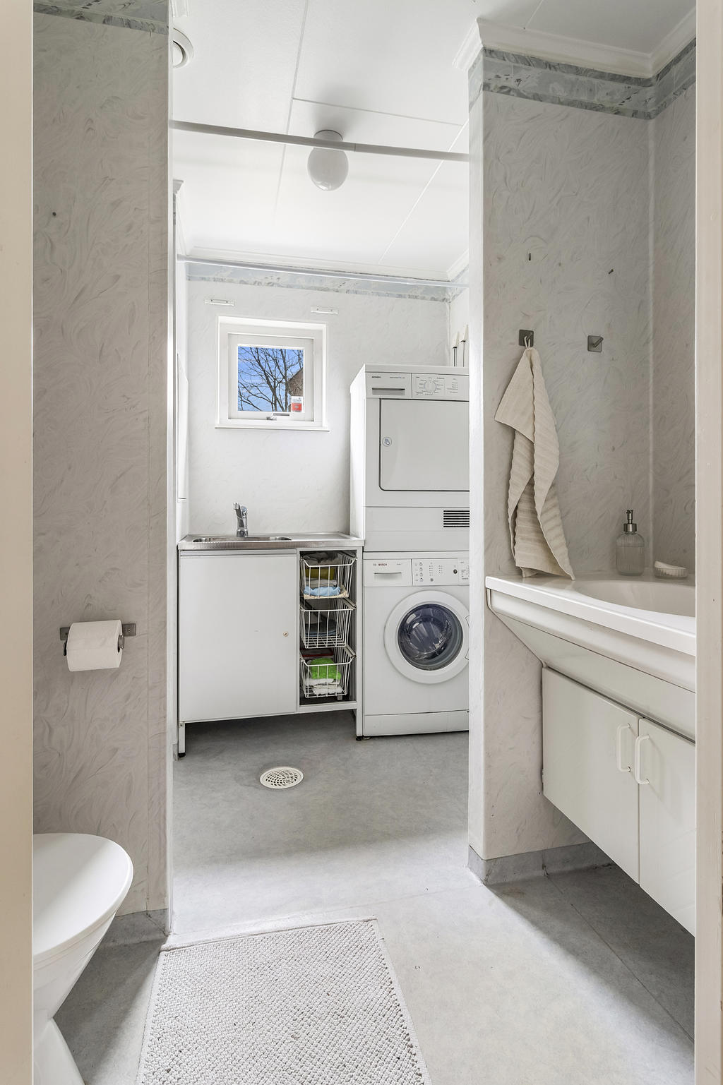 Badrum och tvättstuga