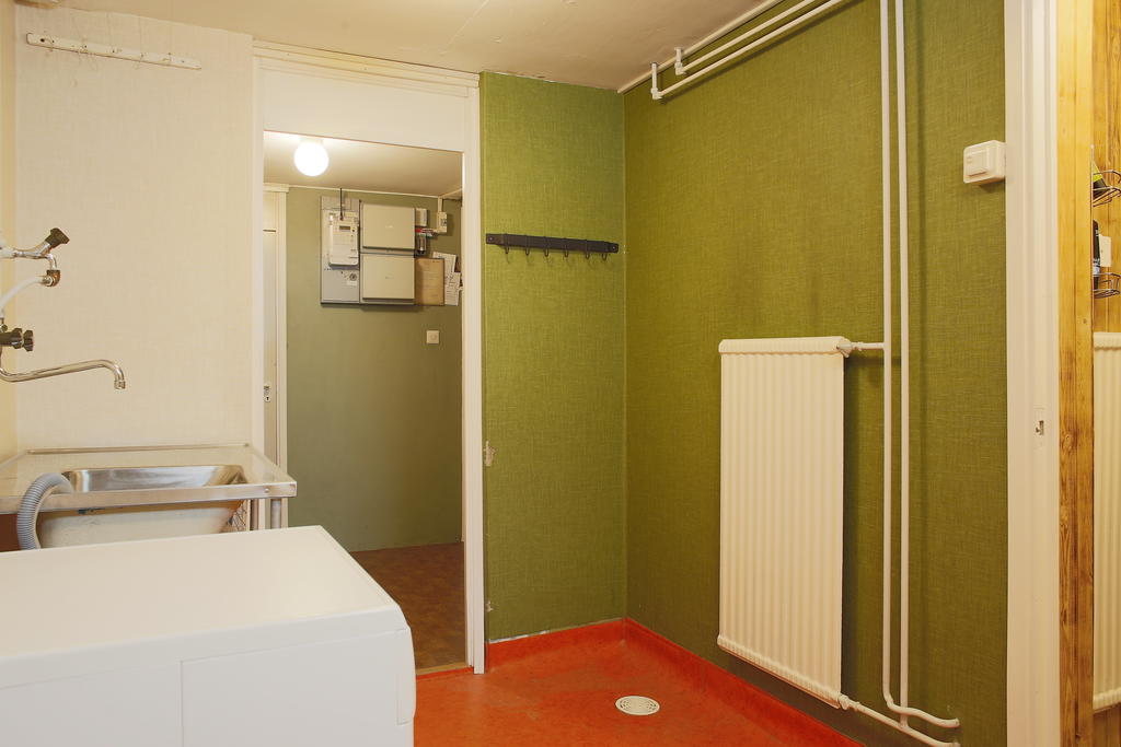 Ingång till tvättavdelning 