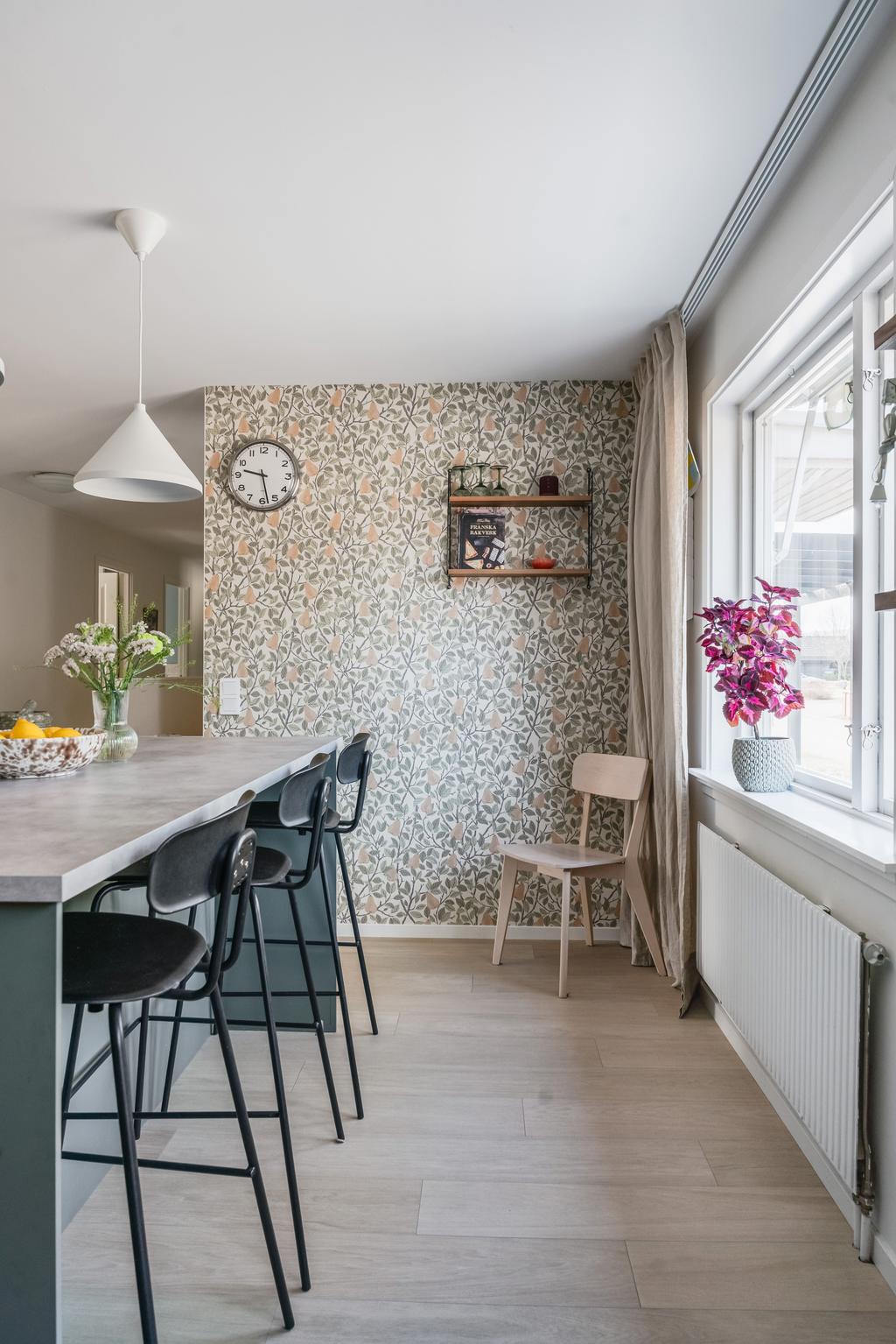 Sittplats vid köksön