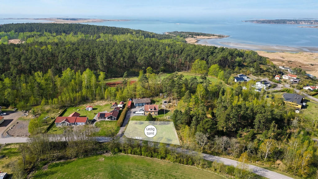 Drönarbild med tomtmarkering