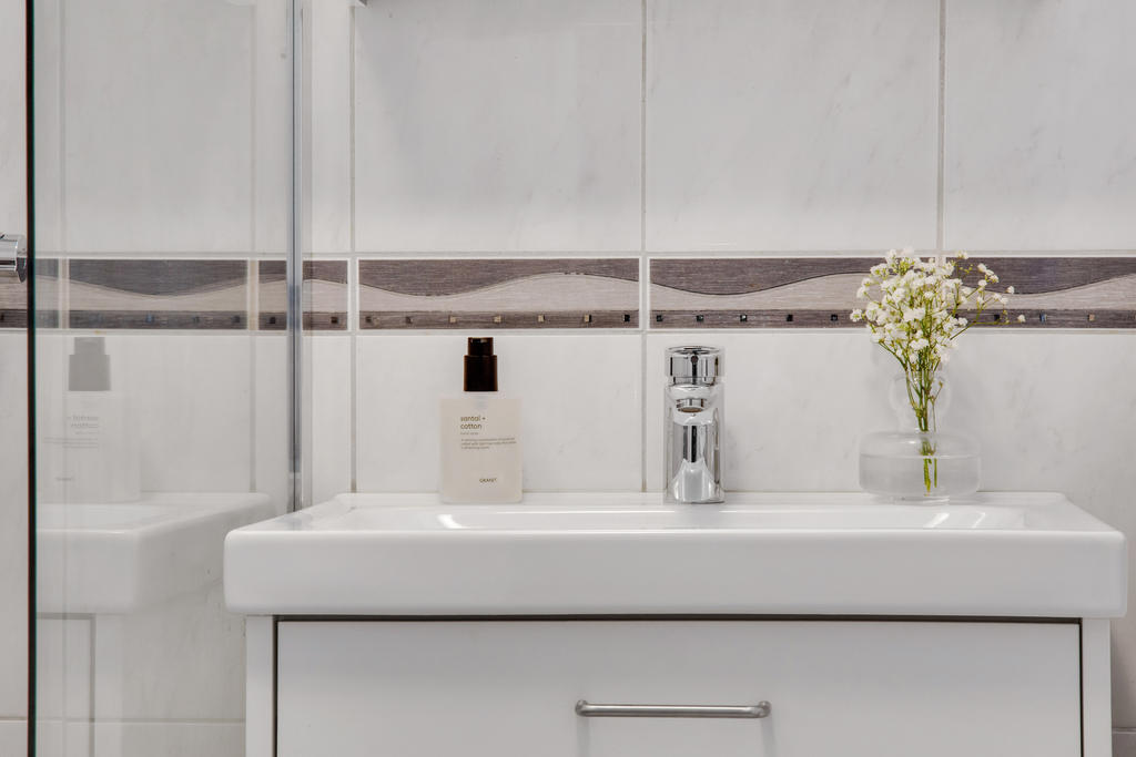 Praktisk kommod med lådor