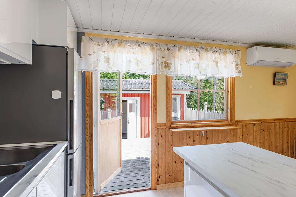 Utgång till uteplatsen