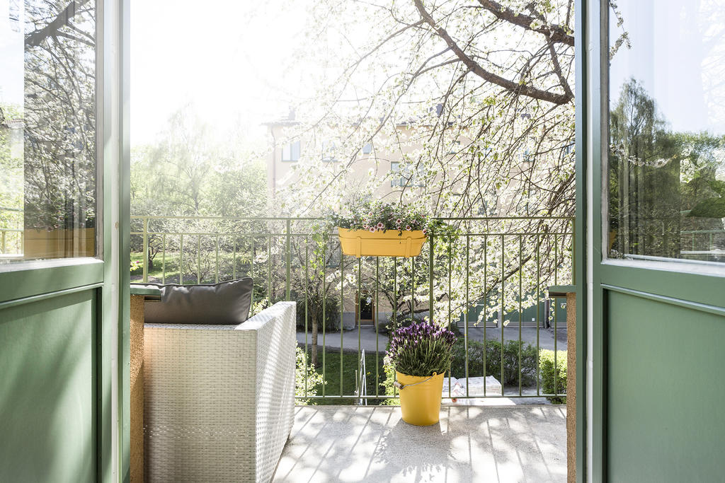 Bilder från föregående försäljning, tagna i början på maj