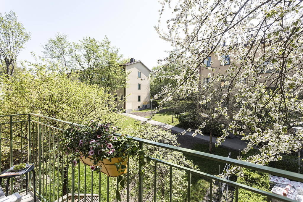 Bilder från föregående försäljning, tagna i början på maj