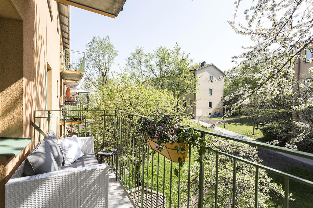 Bilder från föregående försäljning, tagna i början på maj