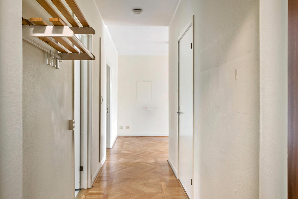 Hall/ passage 