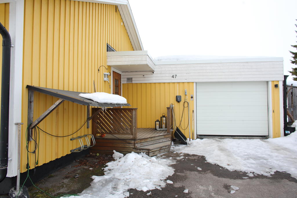 Varmgarage med motordriven port