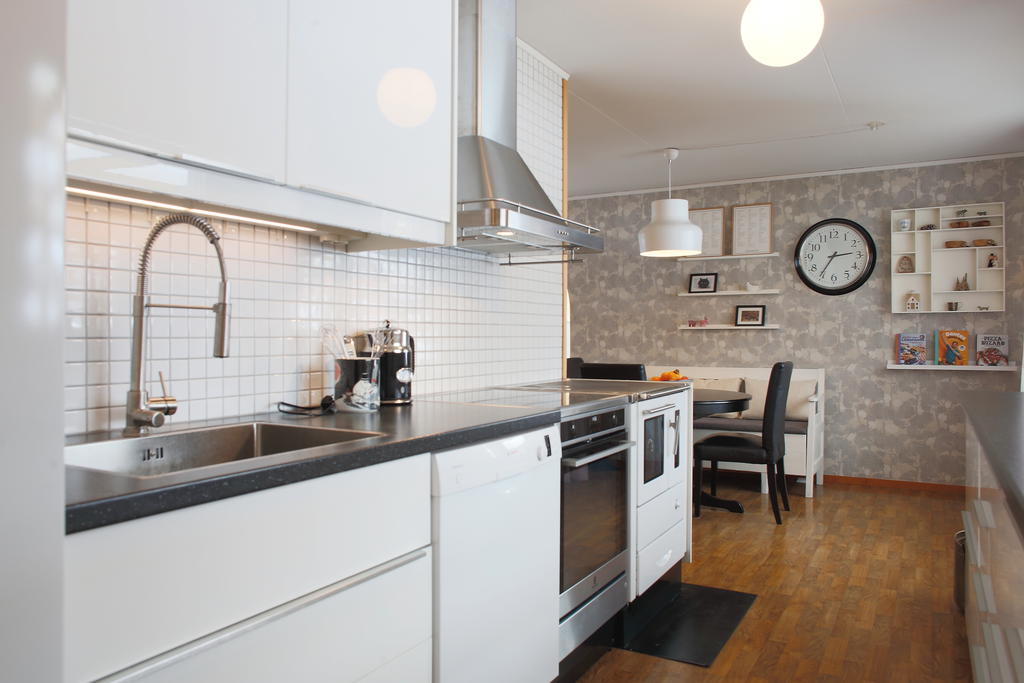 Ljus skåpinredning från Ikea 2015