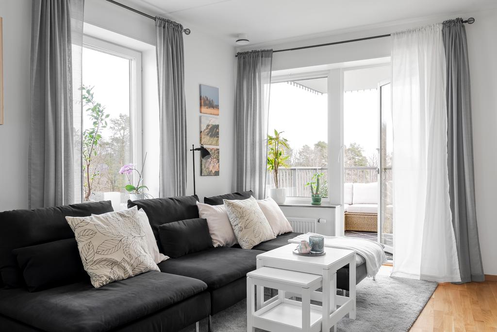 Fönster i två väderstreck