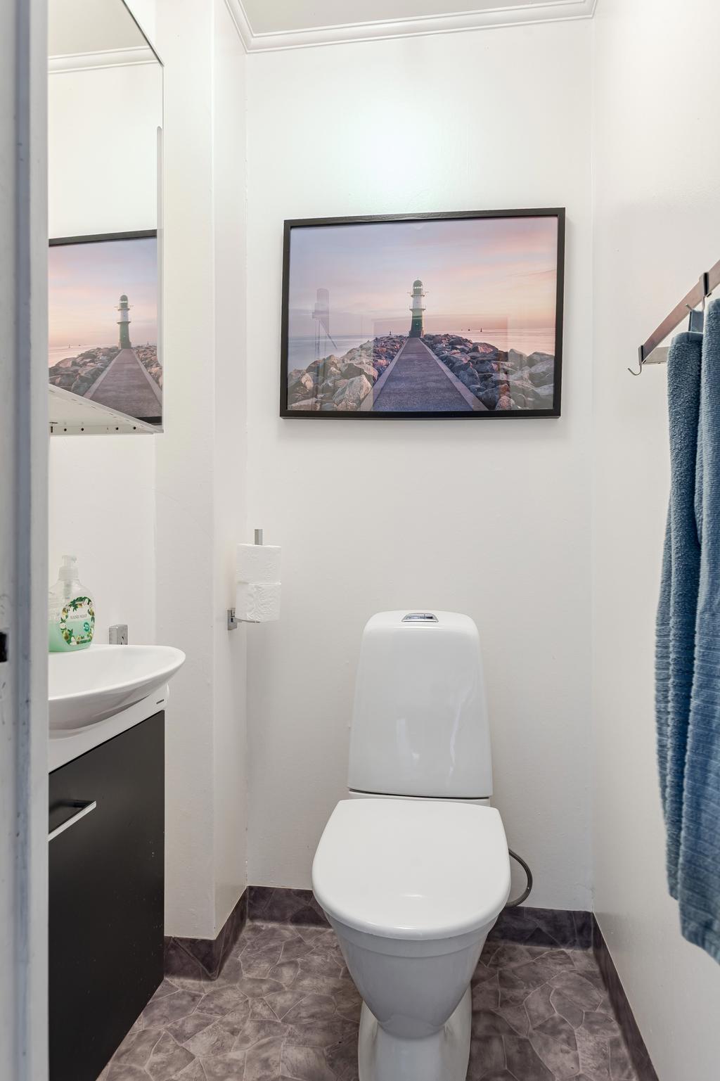 Toalett på övre plan