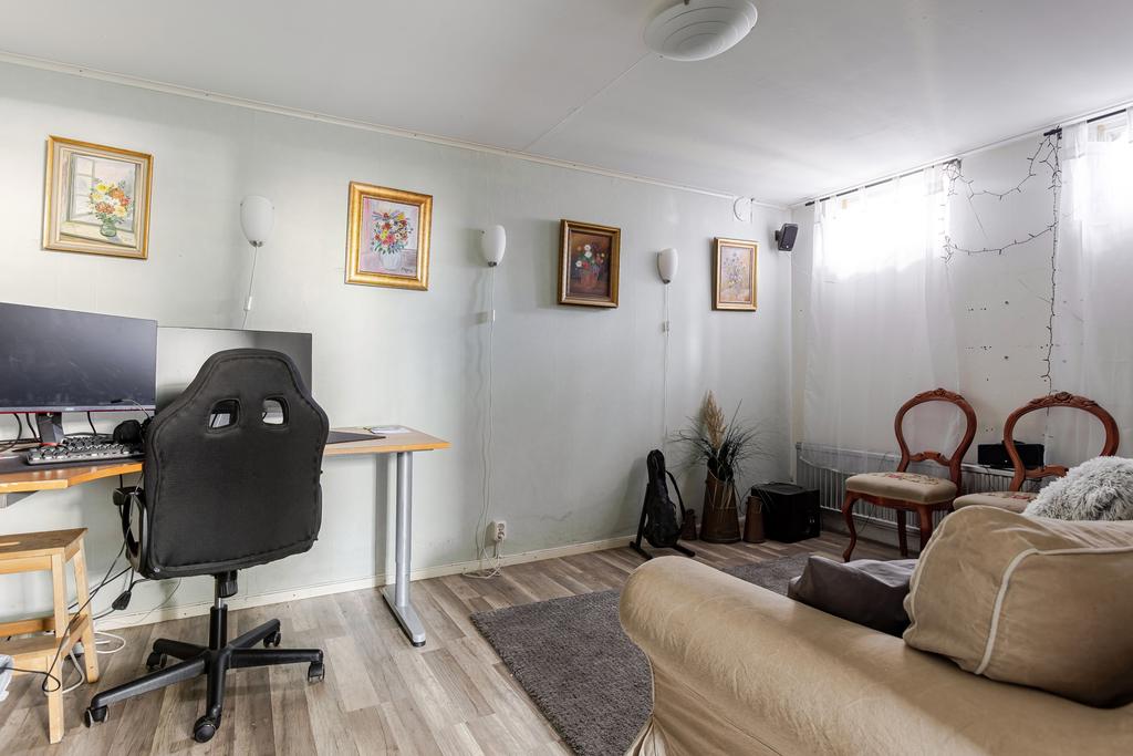 Hobbyrum i källarplan