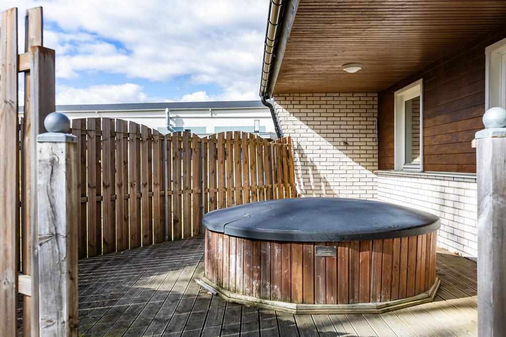 Vedeldad badtunna 