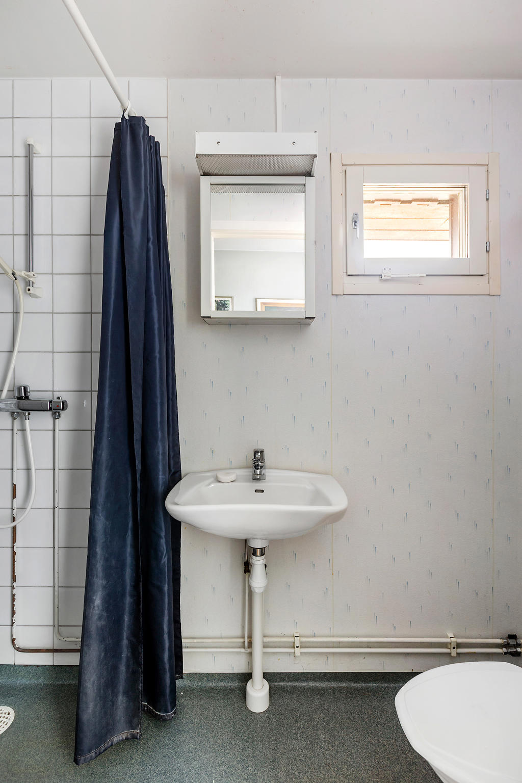 Bostadens andra badrum