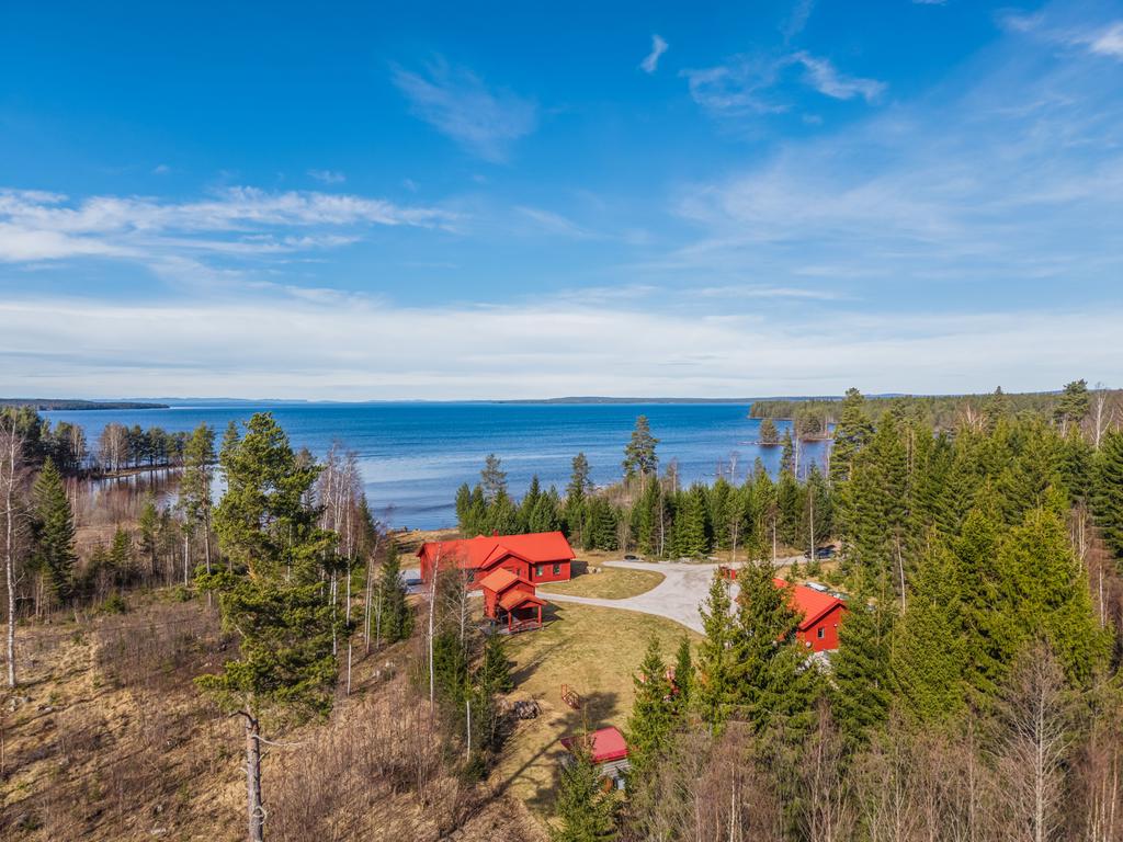 Hjortnäs är en by som präglas av gemenskap, tradition och livskvalitet. 