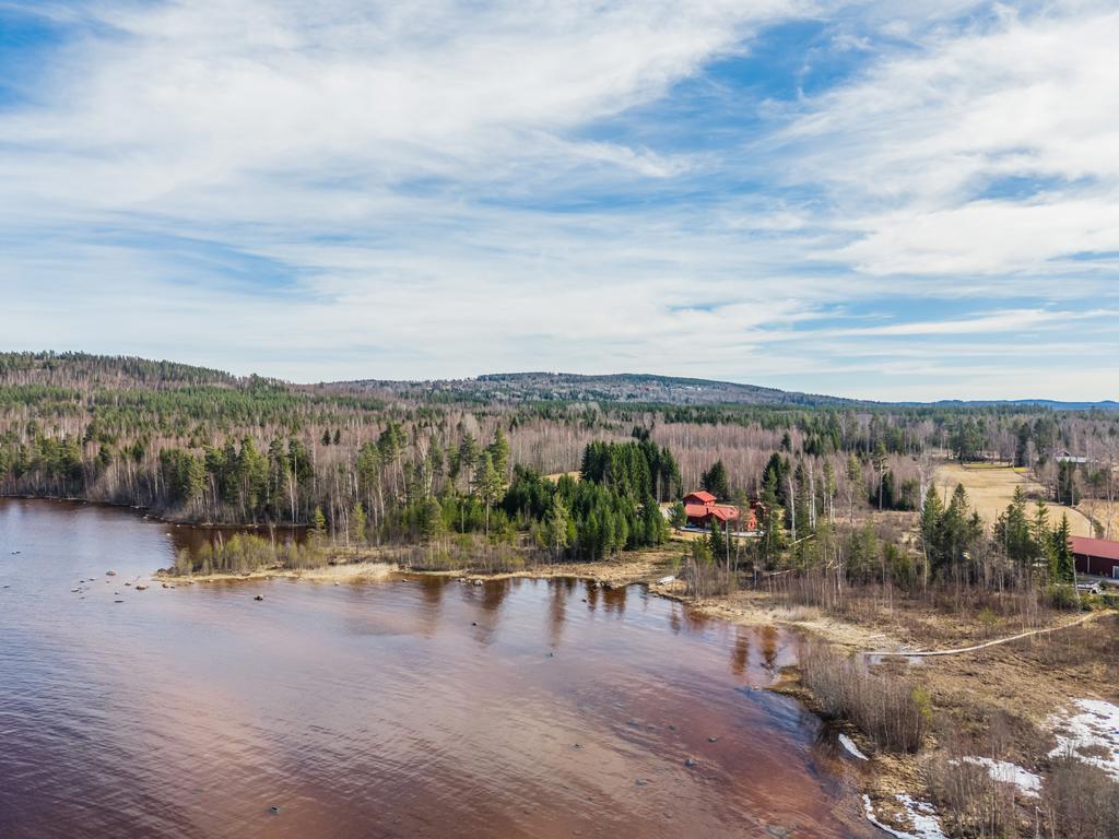 Föreställ dig att starta dagen med en kopp kaffe i handen, för att sedan ta ett morgondopp i stillheten.