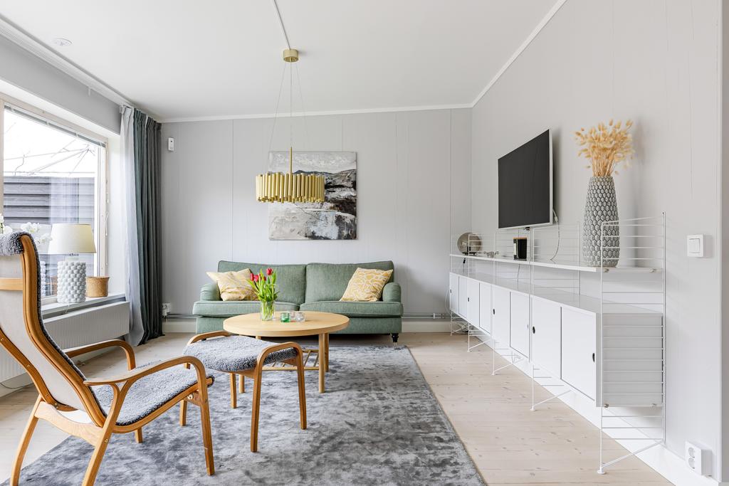 Vardagsrum med sociala ytor