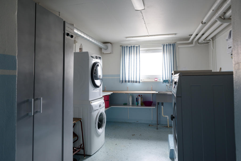 Gemensam tvättstuga. 