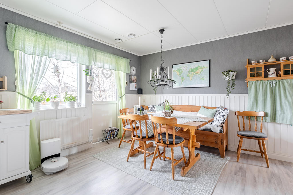 Balkongdörr till trädgården