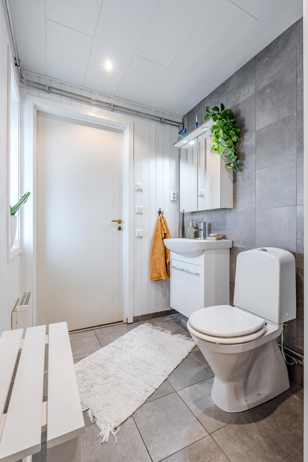 Helkaklat och klinker med golvvärme