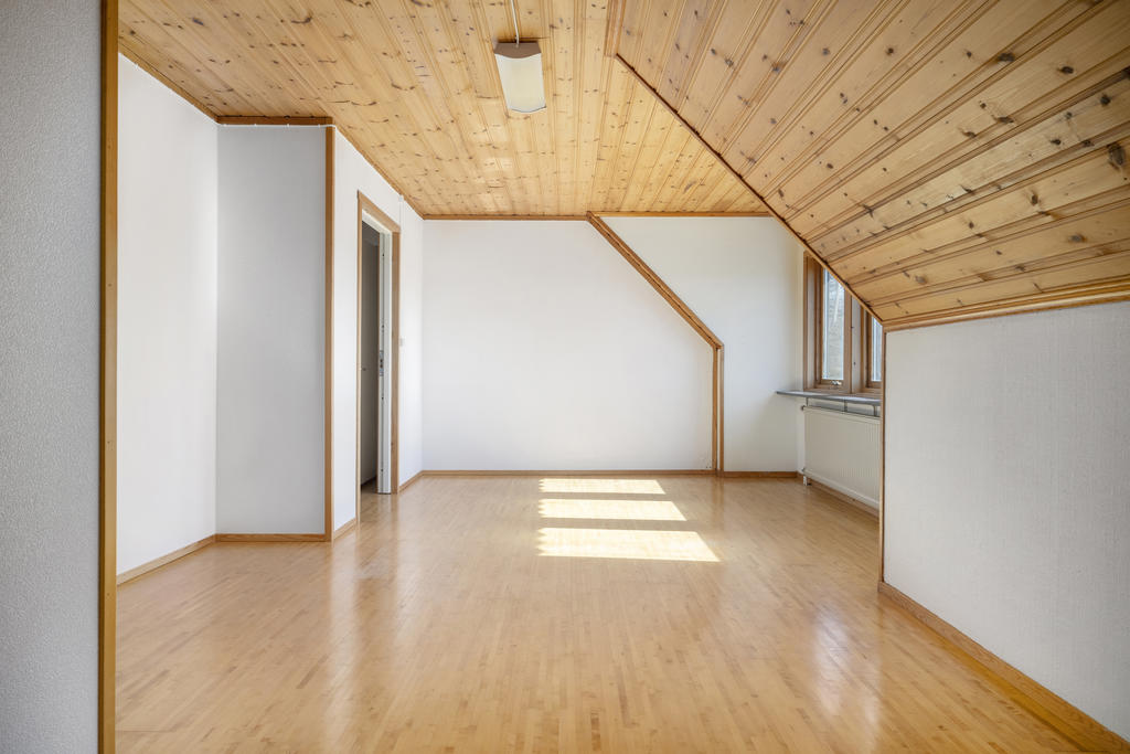 Stort allrum på ovanvåningen i samband med kupan