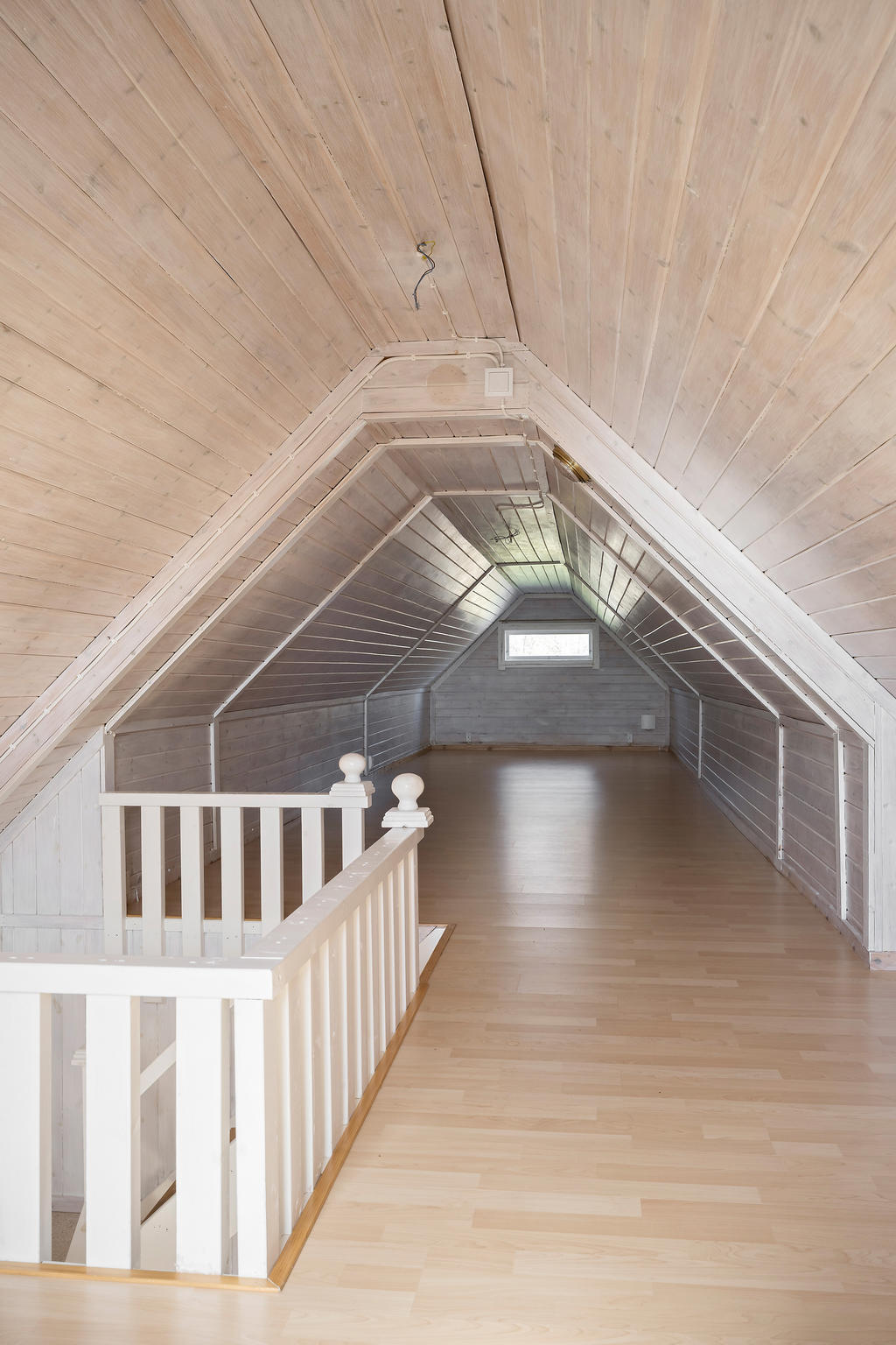 Sovloft på gäststugan