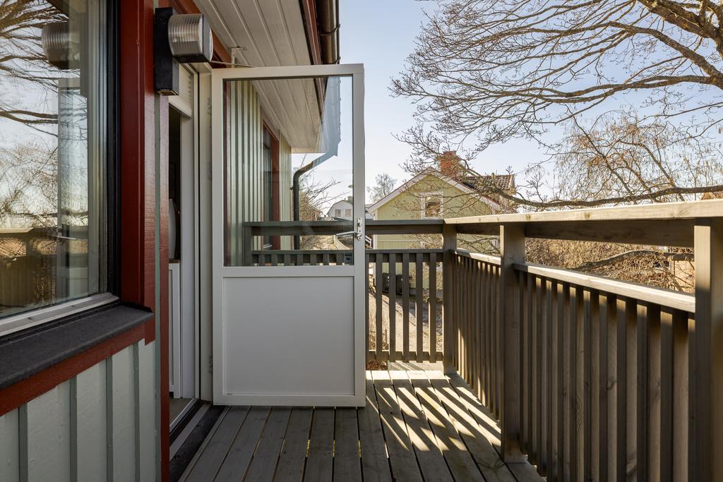 Balkong i sydvästläge. 