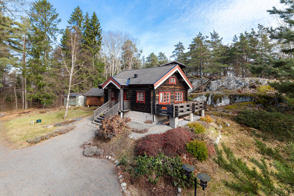 Välkommen till Ladubacken 8