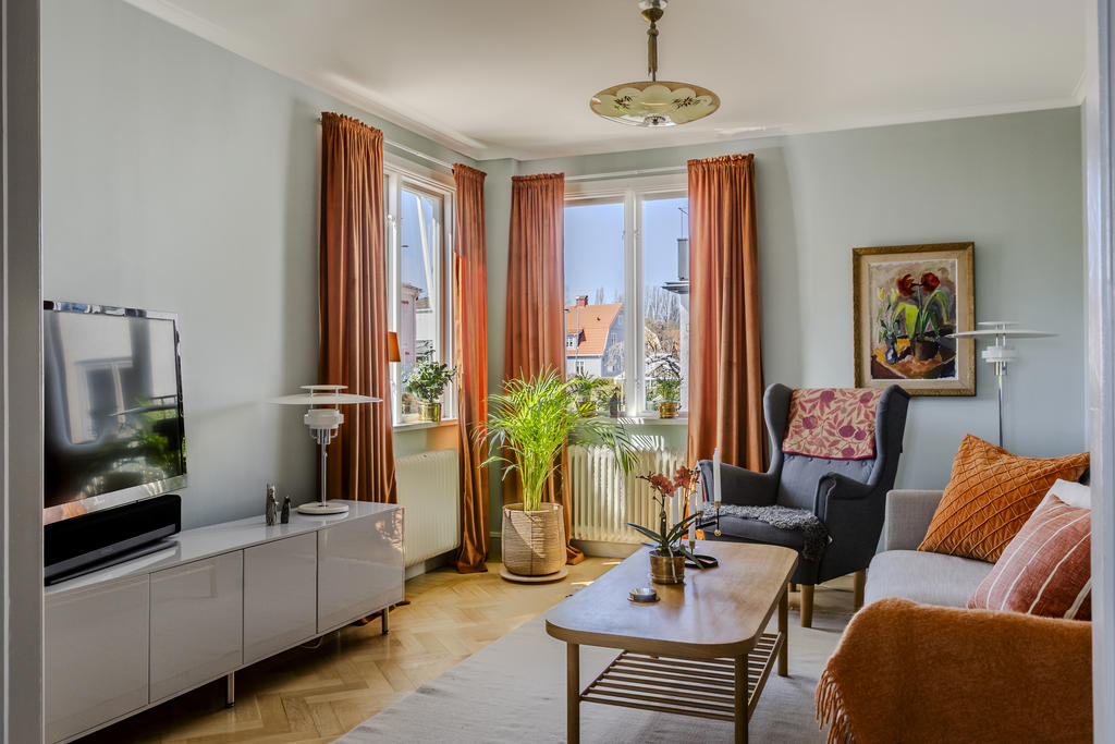 Härligt ljus från olika väderstreck