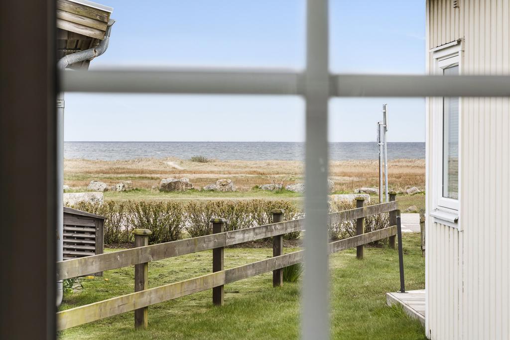 Utsikt mot hav och öppna ytor