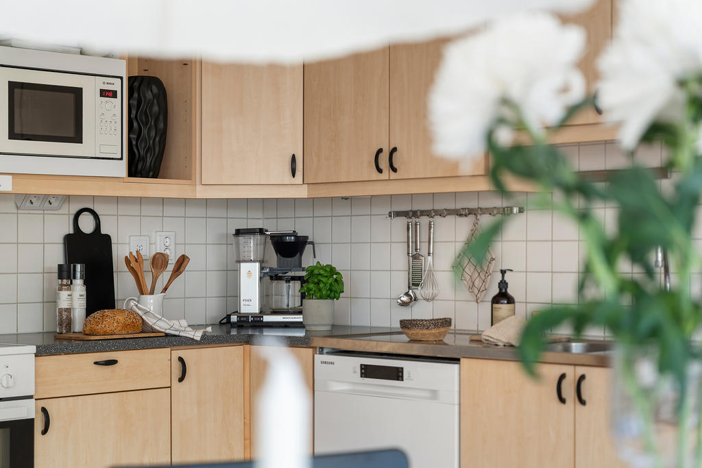 Bra förvaring och arbetsytor
