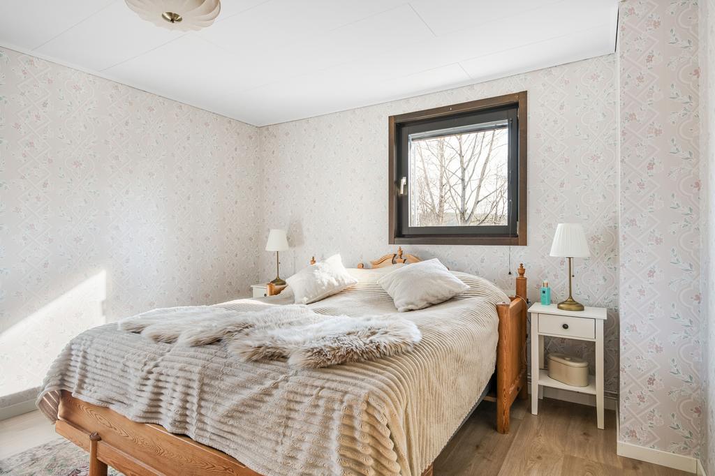 Sovrum 3, master bedroom. 