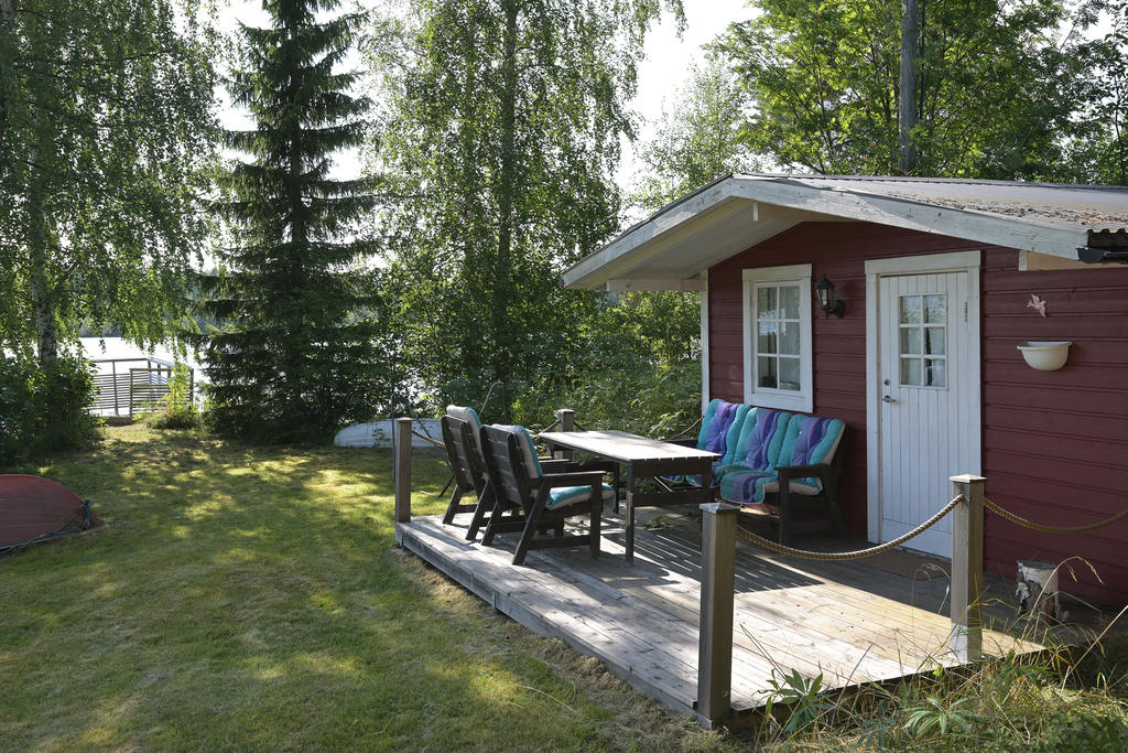 Altan utanför friggeboden