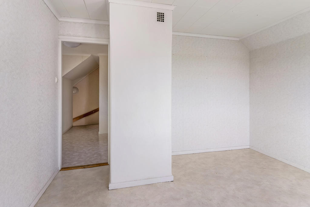 Sovrum 2 (övre plan)