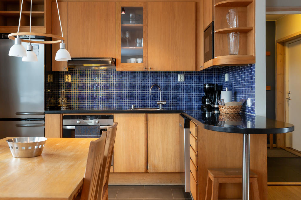 Bilderna kan vara från olika typlägenheter och skilja i planlösning, färgval etc.