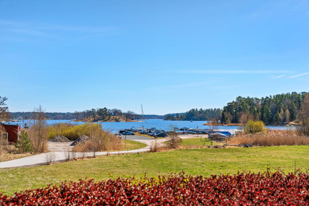 Utsikt från terrassen.