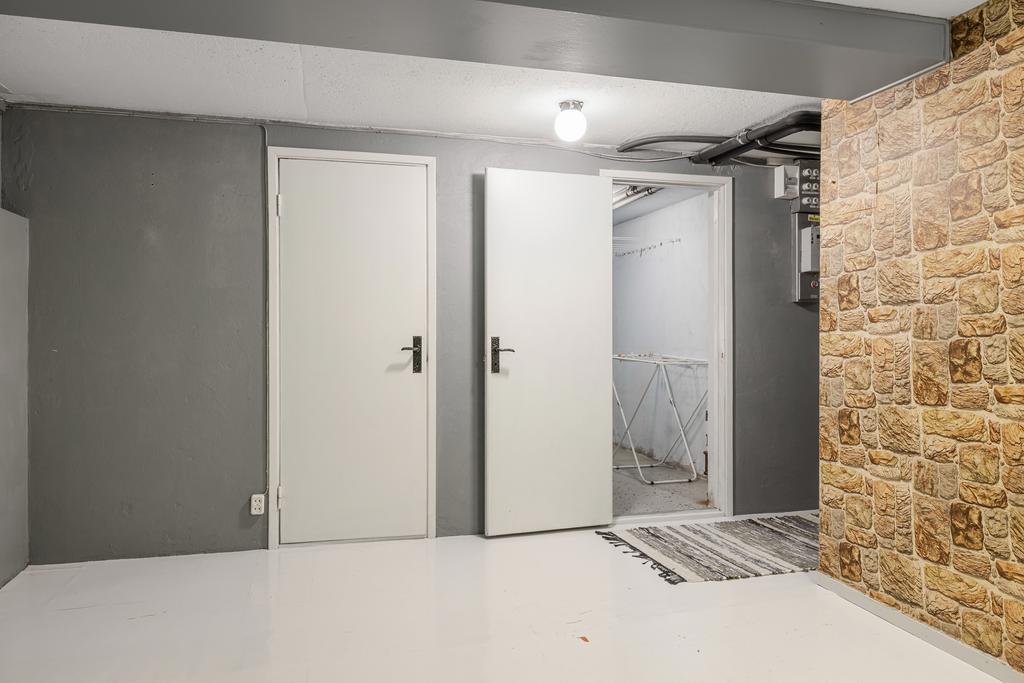 Ytor för förvaring, torkrum eller matkällare.