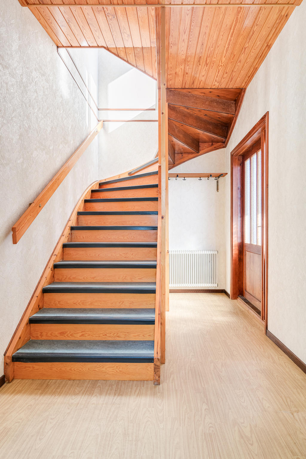 Entréhall-Välkommen in!