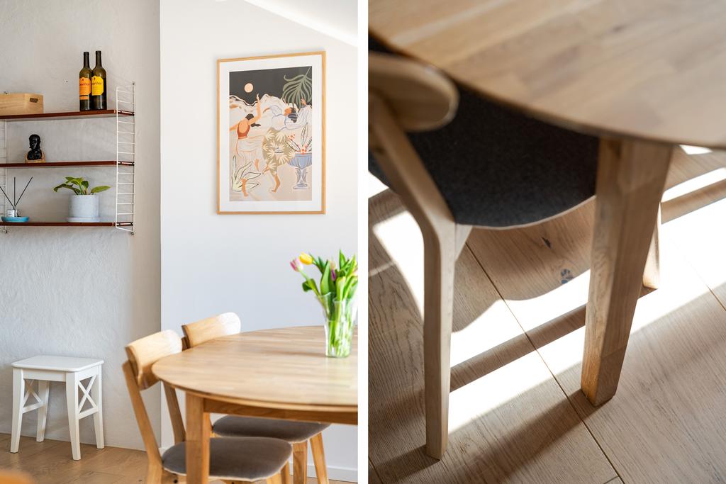 Vita väggar och enstavigt parkettgolv