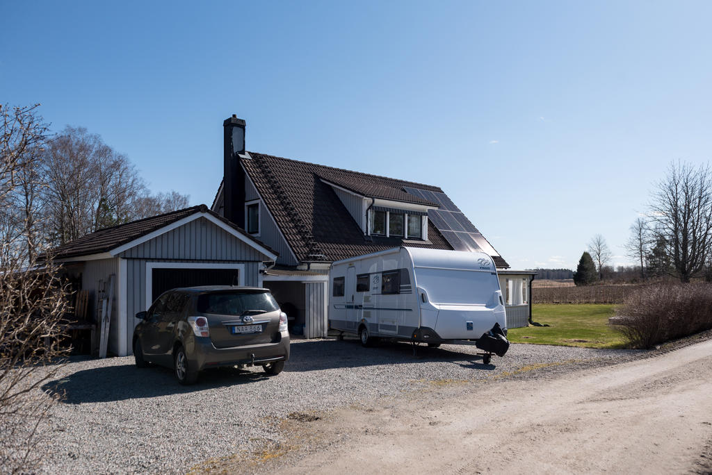 Garage och parkering.