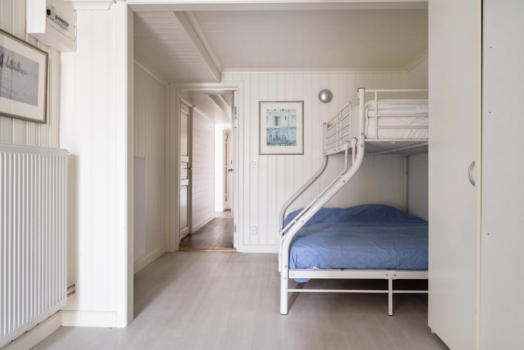  Entréplan lägenhet vån 1 sovrum/ allrum