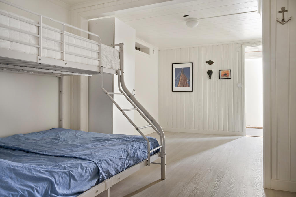 Entréplan lägenhet vån 1 sovrum/ allrum