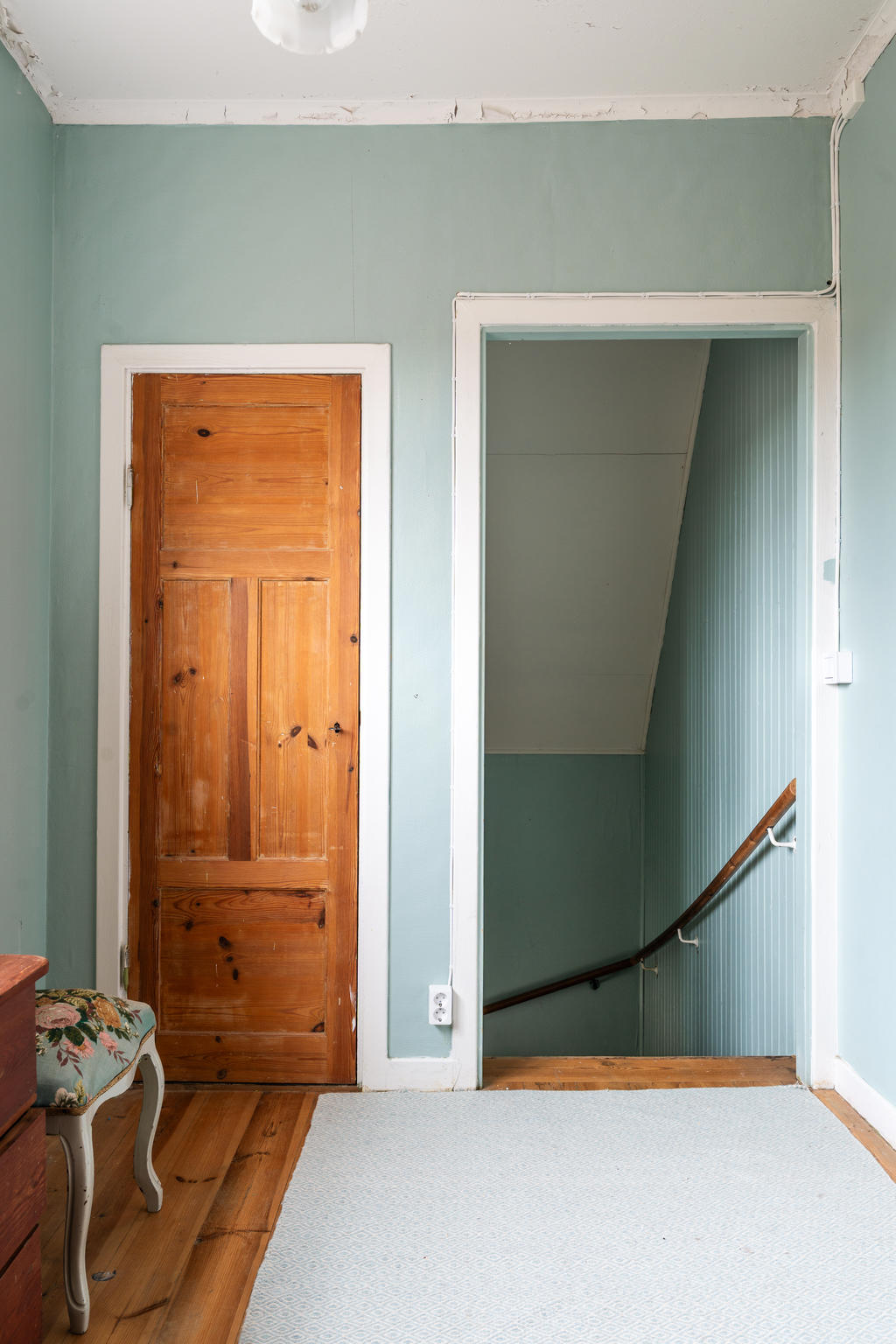 Hall västra sidan av huset övervåning