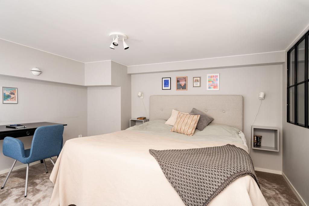 Sovloft med heltäckningsmatta